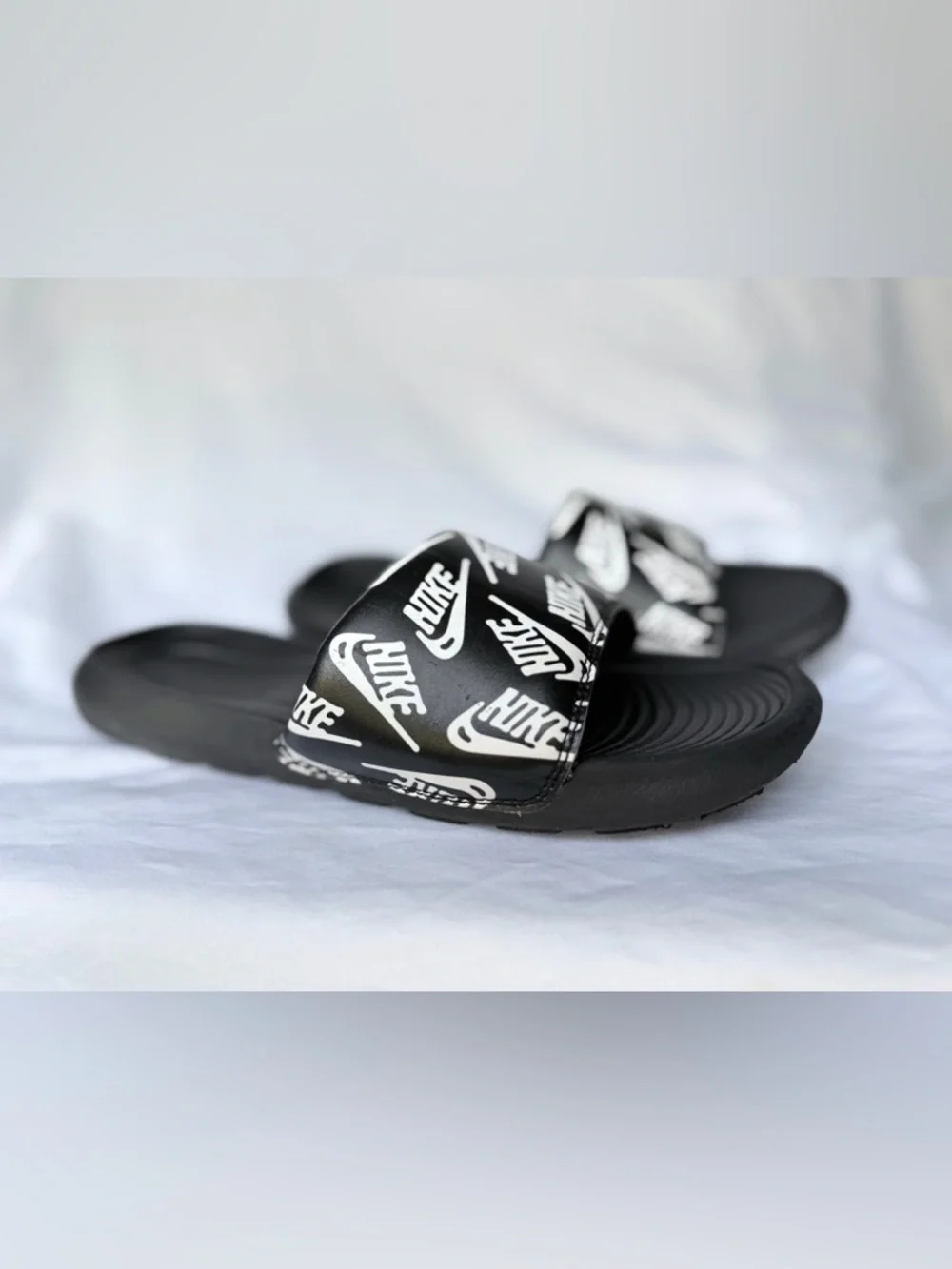 Nike Victori One Men's Printed Slide Sandals